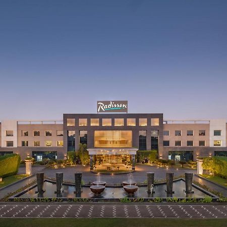 Radisson Resort & Spa Kandla Gandhidham Bagian luar foto