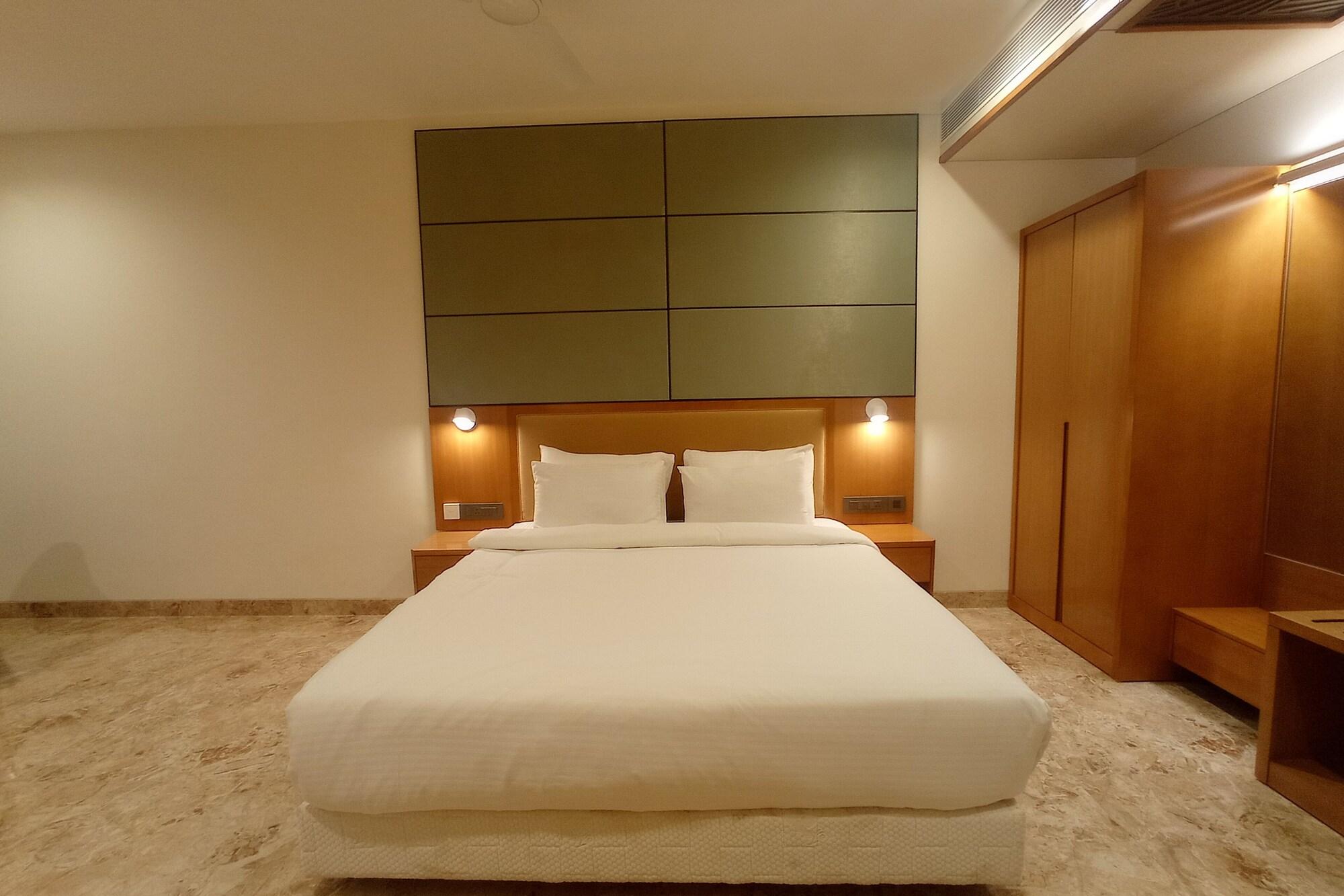 Radisson Resort & Spa Kandla Gandhidham Bagian luar foto
