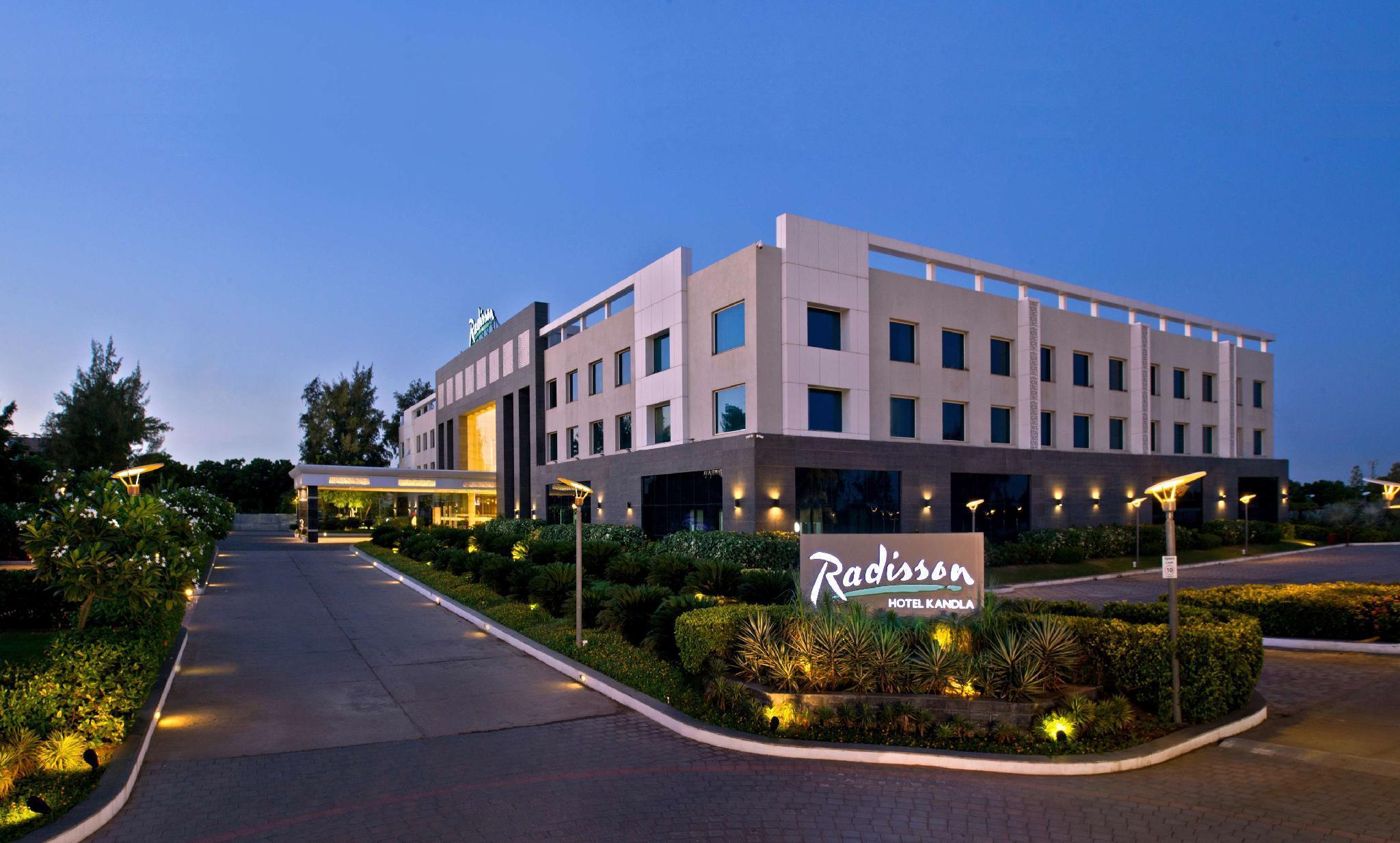 Radisson Resort & Spa Kandla Gandhidham Bagian luar foto
