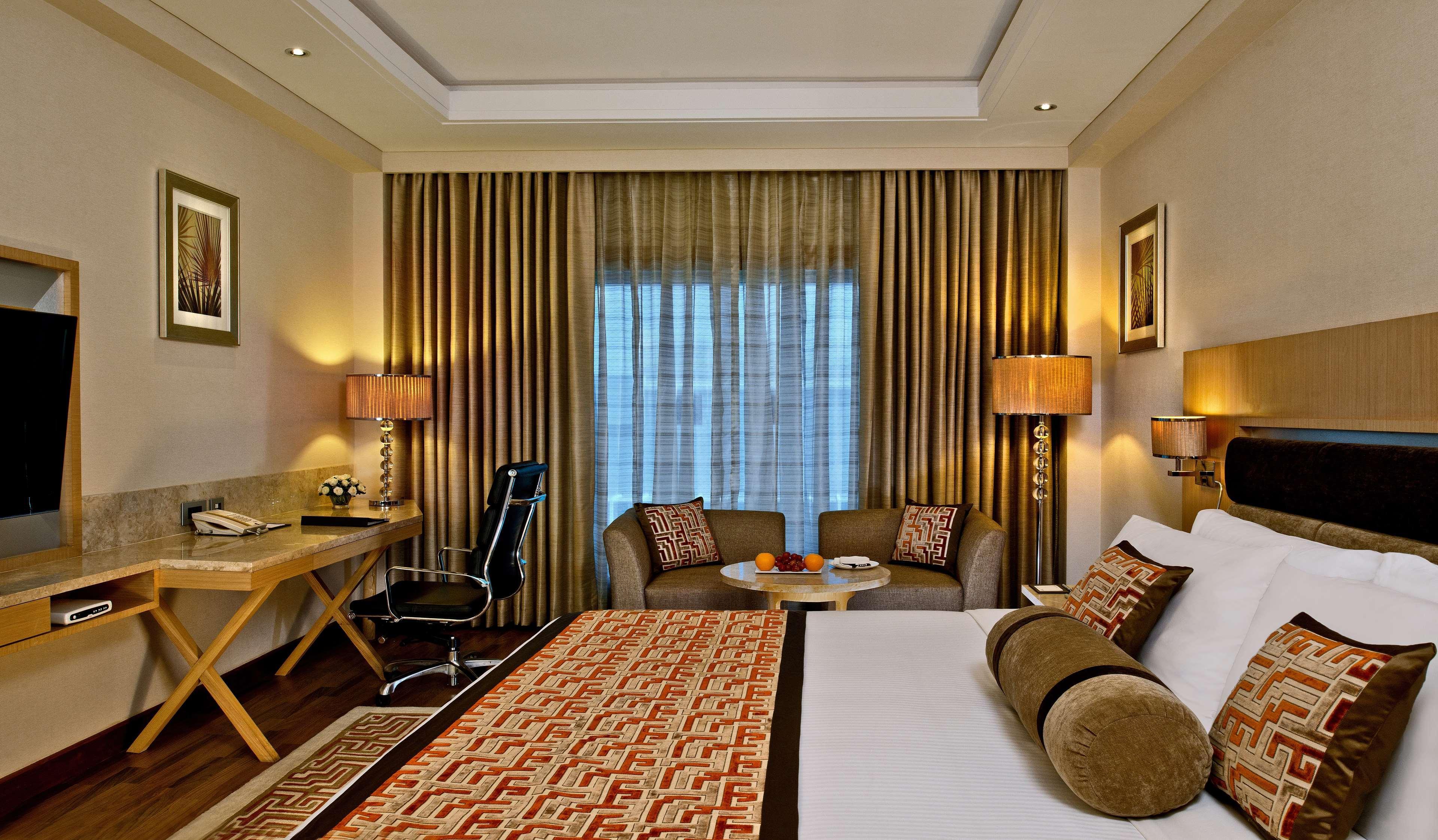 Radisson Resort & Spa Kandla Gandhidham Bagian luar foto