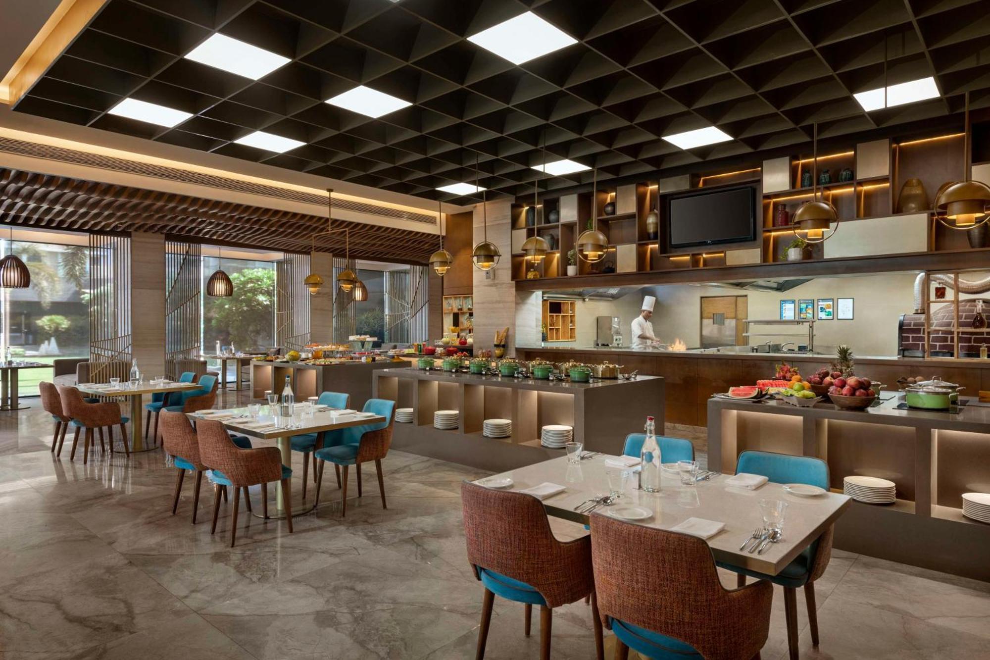 Radisson Resort & Spa Kandla Gandhidham Bagian luar foto